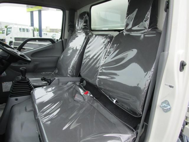 Hino DUTRO 2025-02 7709995-14