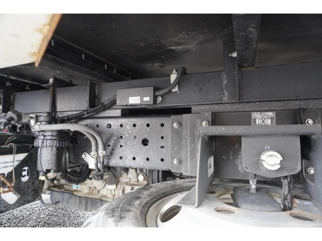 Hino DUTRO 2020-03 7710077-12