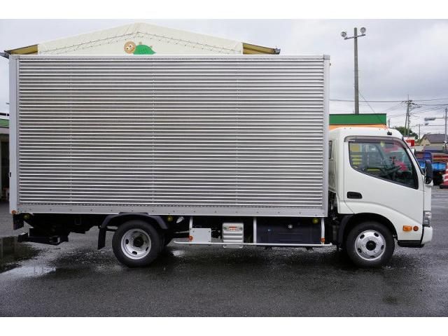Hino DUTRO 2020-03 7710077-4
