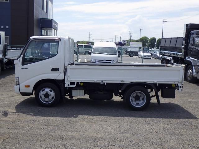 Hino DUTRO 2018-12 7710120-3