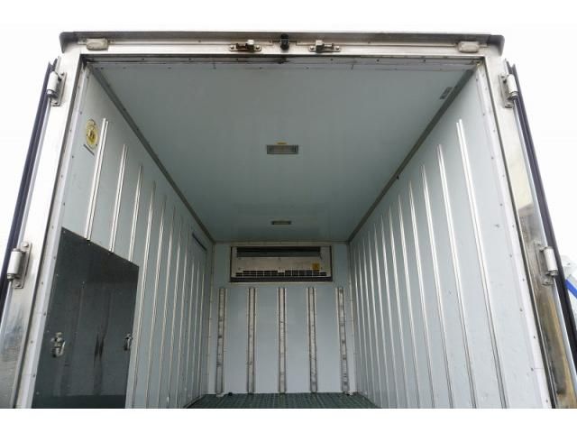 Hino DUTRO 2018-05 7710108-20