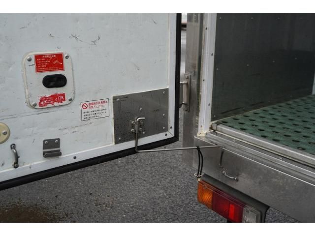 Hino DUTRO 2018-05 7710108-24