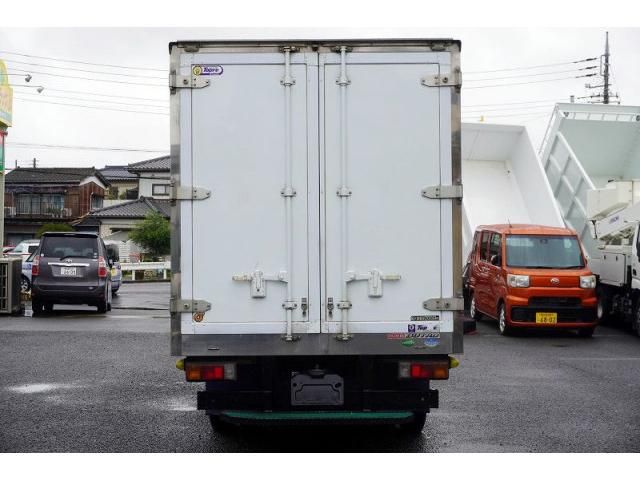Hino DUTRO 2018-05 7710108-3