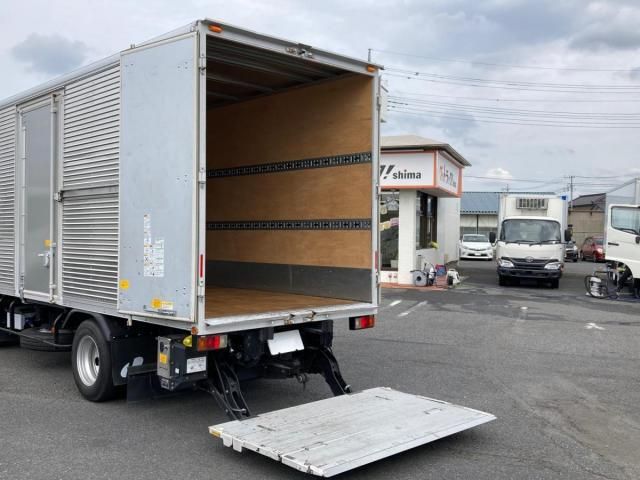 Hino DUTRO 2022-03 7710030-10