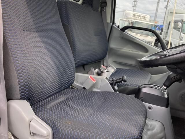 Hino DUTRO 2022-03 7710030-16