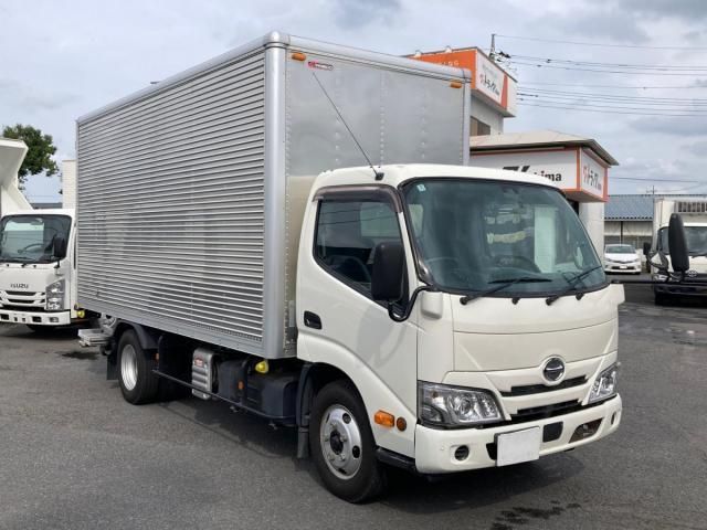 Hino DUTRO 2022-03 7710030-1