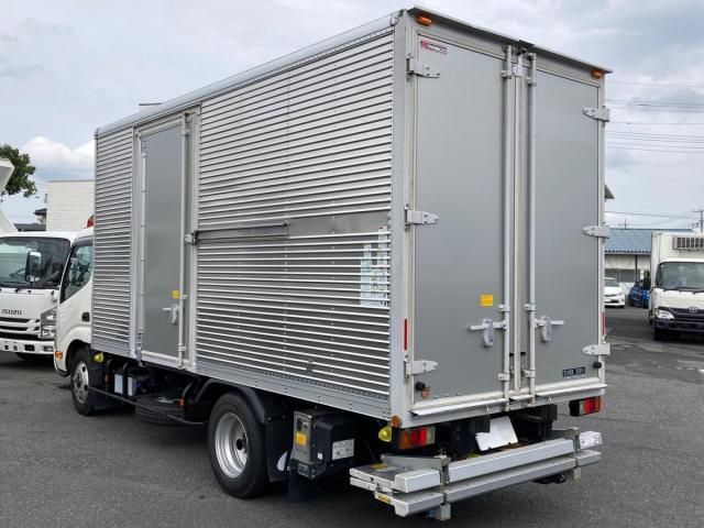 Hino DUTRO 2022-03 7710030-3