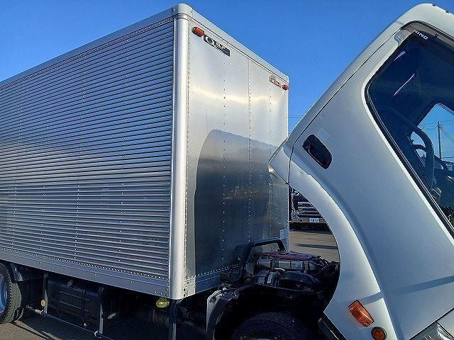 Hino DUTRO 2016-04 7710125-4