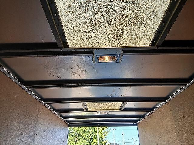 Hino DUTRO 2016-04 7710125-6