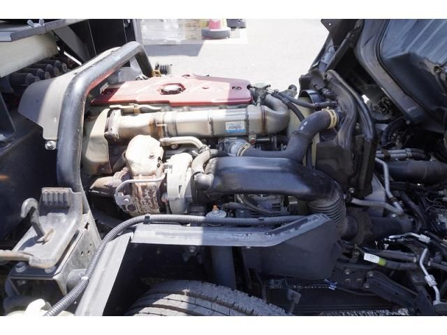 Hino DUTRO 2018-03 7710076-14