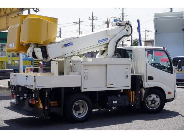 Hino DUTRO 2018-03 7710076-7
