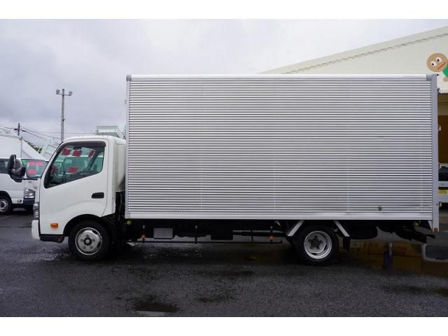 Hino DUTRO 2018-05 7710126-2