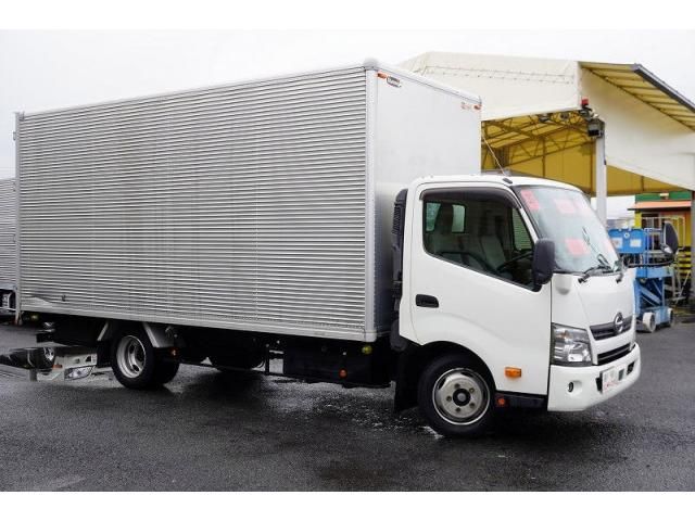Hino DUTRO 2018-05 7710126-5