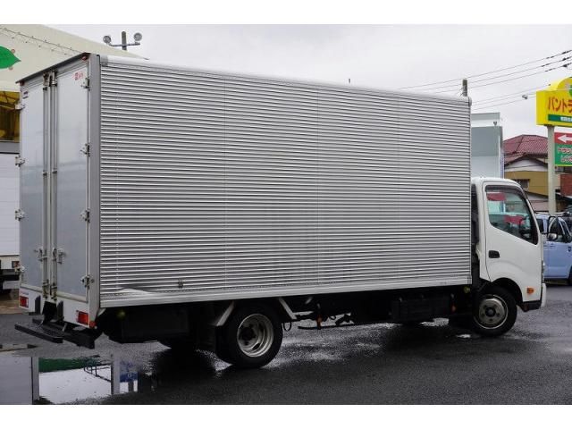 Hino DUTRO 2018-05 7710126-7