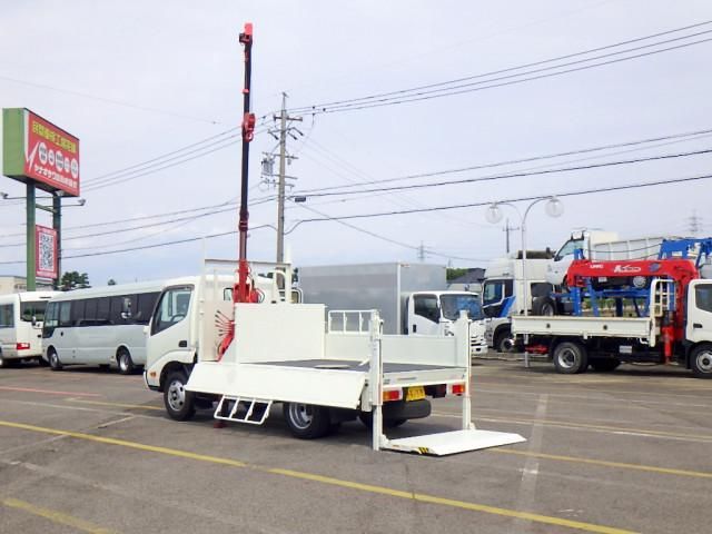 Hino DUTRO 2016-03 7710119-24