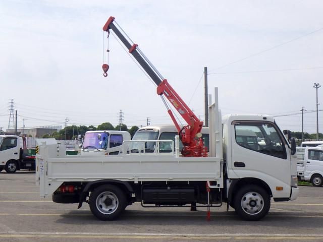 Hino DUTRO 2016-03 7710119-7
