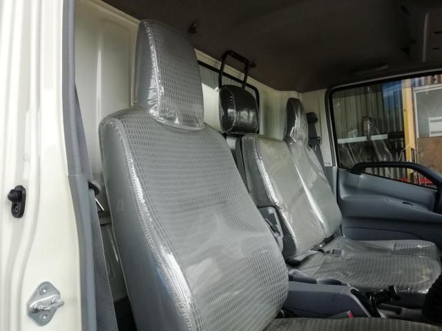 Hino DUTRO 2015-10 7710075-27