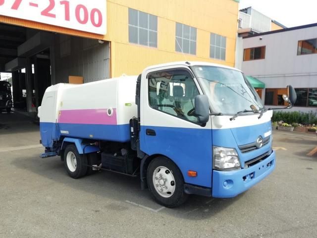 Hino DUTRO 2015-10 7710075-2