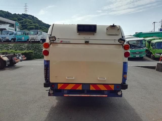 Hino DUTRO 2015-10 7710075-5