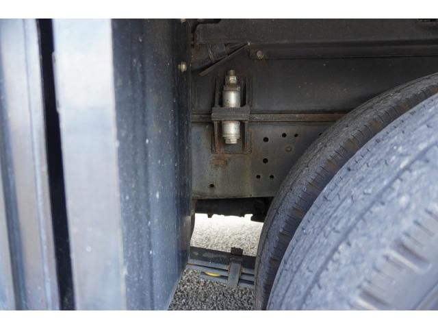 Hino DUTRO 2015-03 7710122-10
