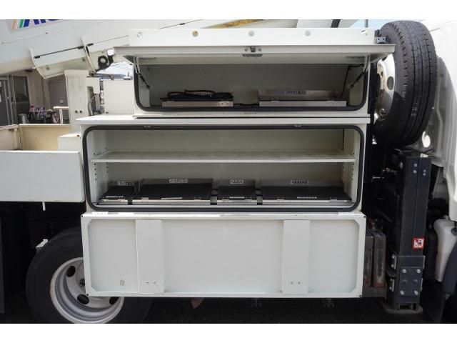 Hino DUTRO 2015-03 7710122-21