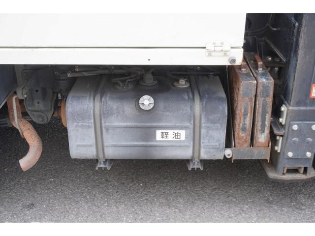 Hino DUTRO 2015-03 7710122-22