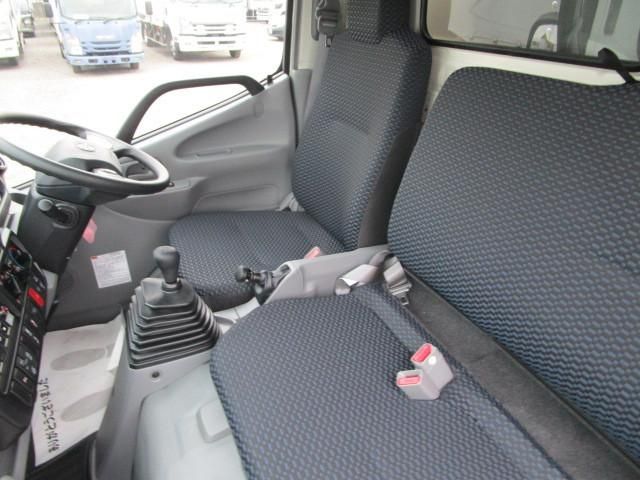 Hino DUTRO 2024-11 7710050-19