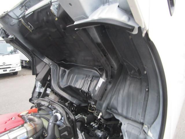 Hino DUTRO 2024-11 7710050-25