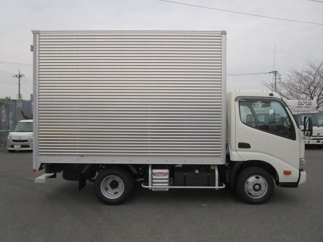 Hino DUTRO 2024-11 7710050-5