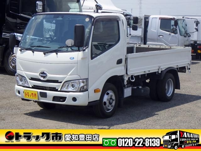 Hino DUTRO 2022-03 7710087-0