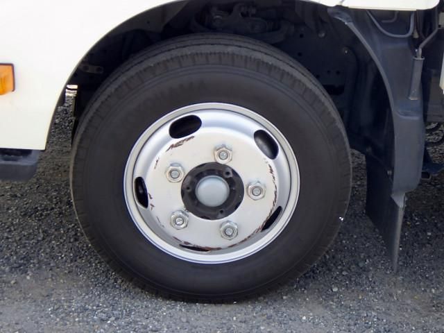 Hino DUTRO 2022-03 7710087-16