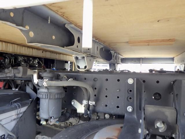 Hino DUTRO 2022-03 7710087-20
