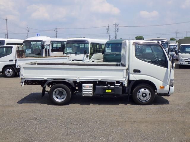 Hino DUTRO 2022-03 7710087-4