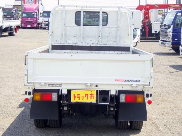 Hino DUTRO 2022-03 7710087-5