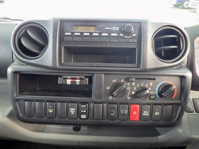 Hino DUTRO 2013-01 7710137-15