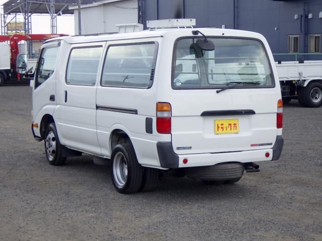 Hino DUTRO 2013-01 7710137-23