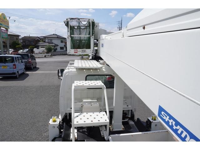 Hino DUTRO 2015-01 7710015-15