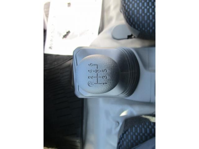 Hino DUTRO 2024-04 7710034-15