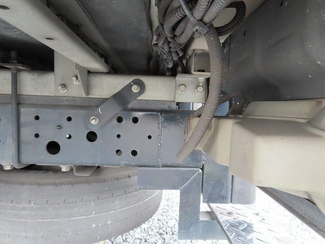 Hino DUTRO 2018-12 7710136-10