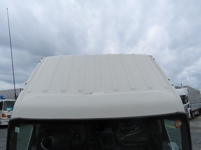 Hino DUTRO 2018-12 7710136-12