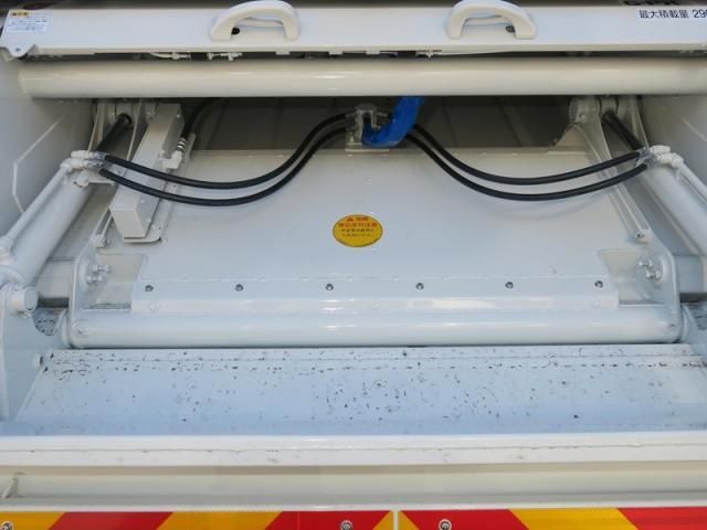 Hino DUTRO 2026-01 7710006-6