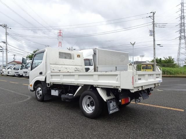 Hino DUTRO 2024-03 7710067-9