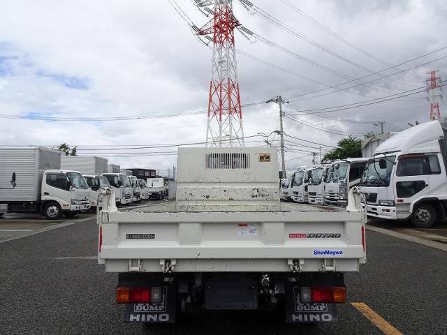 Hino DUTRO 2024-03 7710067-10