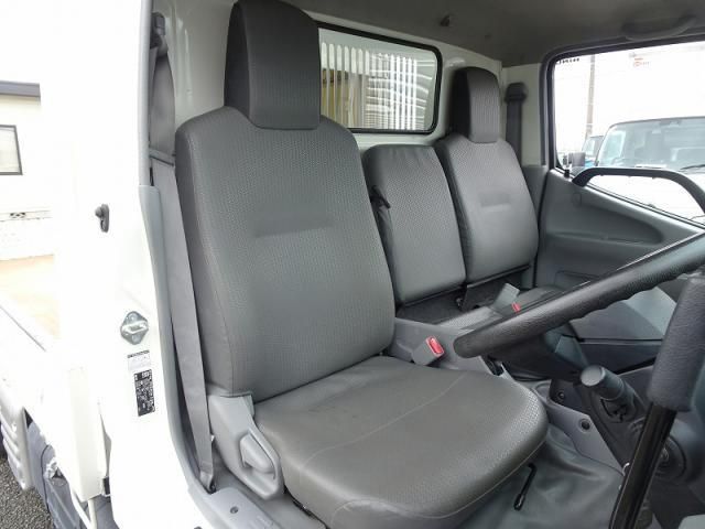 Hino DUTRO 2024-03 7710067-12