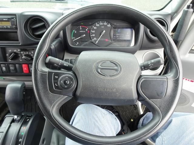 Hino DUTRO 2024-03 7710067-15