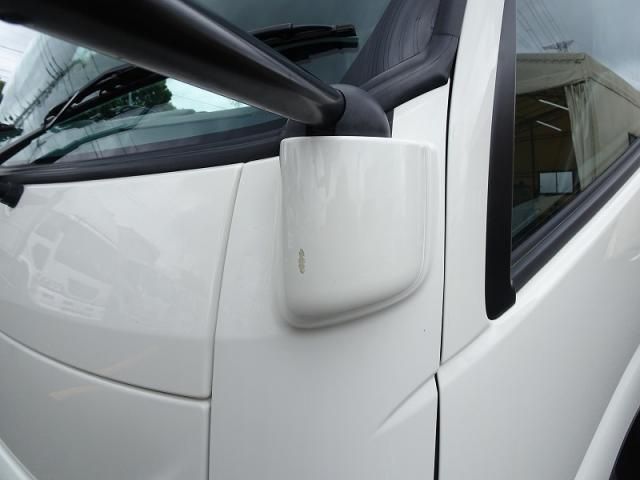 Hino DUTRO 2024-03 7710067-23