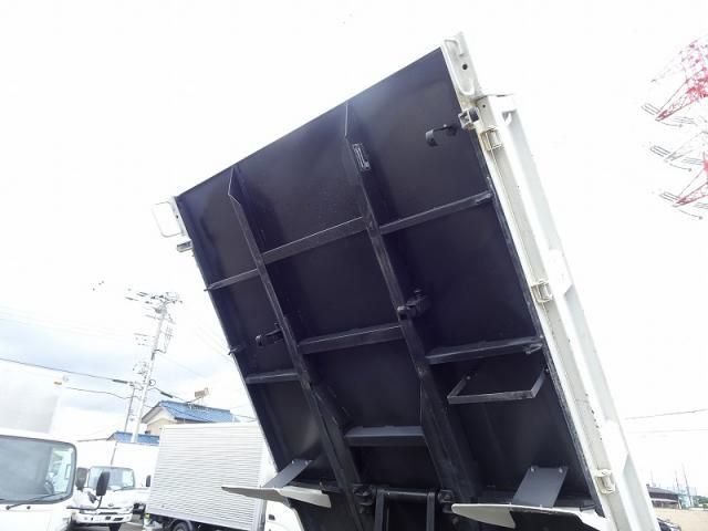 Hino DUTRO 2024-03 7710067-3