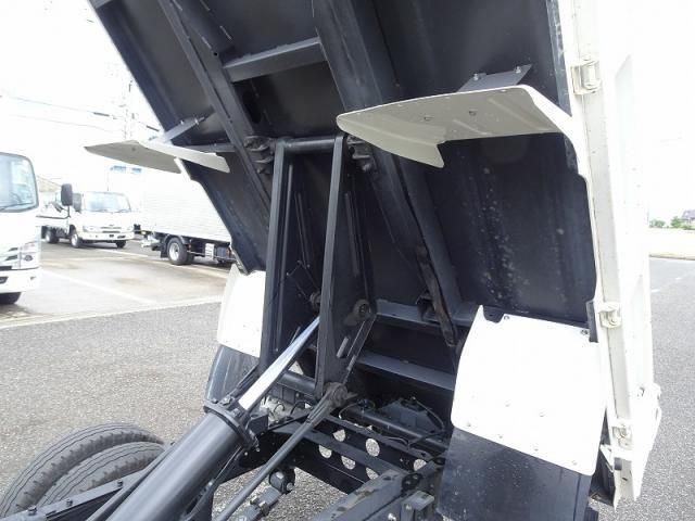 Hino DUTRO 2024-03 7710067-4