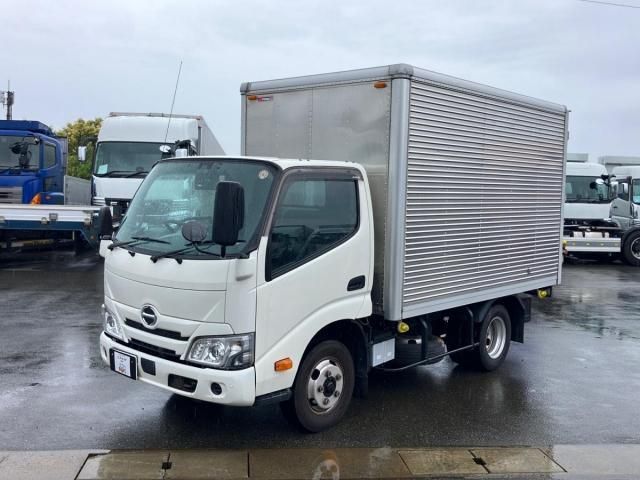 Hino DUTRO 2022-03 7710103-0