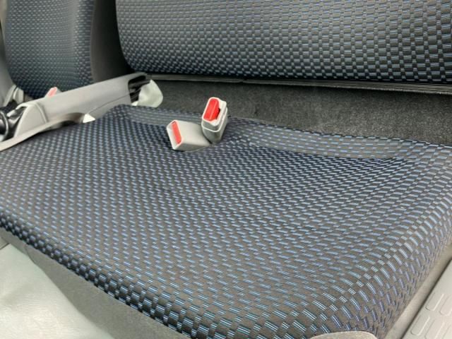 Hino DUTRO 2022-03 7710103-14